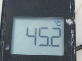 Sulatuslämpötila 45 - 50 Celsius-astetta
